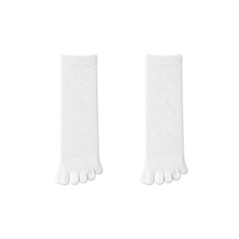Pair of white five-finger socks on a white background with text indicating 'five-finger socks x2'.